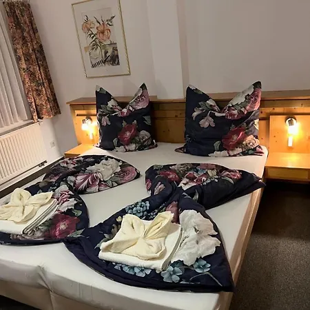 Attikos & Restaurant