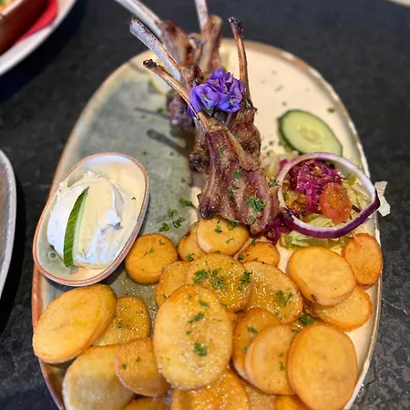Attikos & Restaurant * 伦根费尔德
