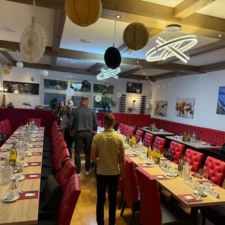 酒店 Attikos & Restaurant *