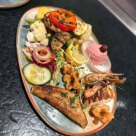 Attikos & Restaurant Lengenfeld (Saxony)