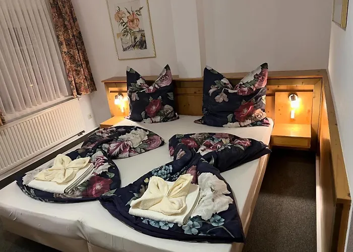 Attikos & Restaurant